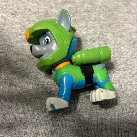 Spin Master Paw Patrol Rocky Transforming Sea Patrol Scuba Recycle Green Vehicle - Picture 6 of 8